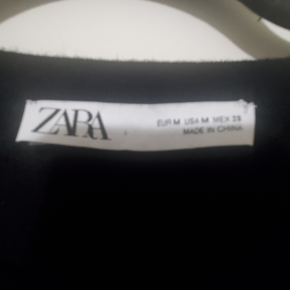 Zara black basic sweater size M - Picture 2 of 4